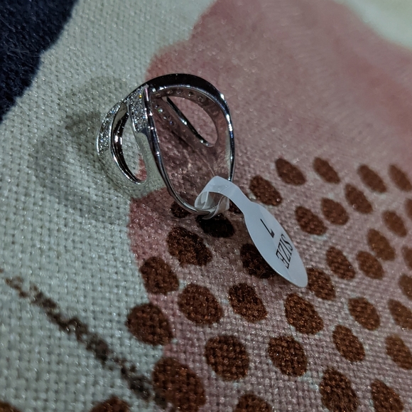 Silver fashion ring size 7 - Picture 4 of 4